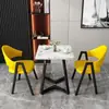 Mesa y sillas de reunión de estilo nórdico, moda italiana, lujo ligero; mesa de recepción y negociación de negocios de alta gama, mesa de ocio para patio
