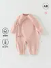 Roupas de Bebê de Algodão Macio Classe A, Estilo Novo de Primavera, Macacão com Botões Laterais, Macacão de Bebê de Manga Longa para Recém-Nascido, Roupa de Casa