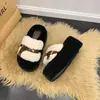 Zapatillas peludas con hebilla de cuero, sencillas y elegantes, para mujer, de alta gama, suela gruesa, cálidas, aptas para usar en exteriores, versátiles, zapatillas de una sola tira para personas perezosas, estilo otoño e invierno