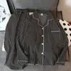 Nuevo conjunto de pijama de dos piezas para mujer estilo coreano de primavera y otoño, rayas blancas y negras vintage, cárdigan con cuello, manga larga, pantalón largo, conjunto casual para casa