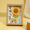 Ornamentos de porta-retratos devem passar no exame. Candidatos criativos do ensino médio animem e abençoem o porta-retrato de parede de 8 polegadas