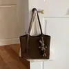 Bolso Retro de Gran Capacidad para Mujer 2026 Nuevo Bolso de Hombro Casual para el Trabajo y el Viaje Bolso Tote Texturizado Simple Versátil
