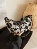 Comercio Exterior Transfronterizo Moda Simple Retro Bolso de Hombro Bolso Cruzado para Mujer Versátil Casual para Viajar Bolso de Cadena Croissant