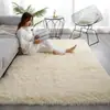 Alfombra de Lana de Seda de Pelo Largo Transfronteriza para Dormitorio, Sala de Estar, Sofá, Mesa de Café, Suave Antideslizante Color Sólido Venta al por Mayor Alfombra de Mesita de Noche