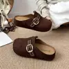 Sapatos Birkenstock de Couro Genuíno Feminino para Uso Externo Aumento Interno da Altura Sapatos Preguiçosos Mules Slip-on Solado Macio Bico Fechado Meia Pantufa Temporada Outono e Inverno