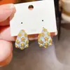 Pendientes Retro Accesibles de Lujo Incrustados de Diamantes con Goteo de Aceite de Color Contrastante en Forma de Cesta Estilo Palacio Elegantes de Nicho Pendientes de Gama Alta para Mujer