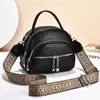 Nova bolsa elegante de alta qualidade, moderna e elegante, bolsa de mão portátil, simples e de grande capacidade, bolsa transversal versátil e moderna para exportação