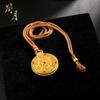 Jane Yue Wei Xue com Esmalte Ouro Francês Antigo Sólido Oito Tesouros Bússola Pingente Colar de Corda Marrom Ouro Areia Feminino