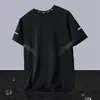 Producto de moda de verano con sensación de hielo Camiseta de seda helada para hombre Cuello redondo Secado rápido Manga corta Delgada Transpirable Elástica Talla grande Top deportivo