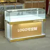 Mostrador de teléfono móvil productos de vidrio personalizados fabricante vitrina comercial gabinete de pared de madera gabinete de hierro con pintura horneada partición de rincón de joyería