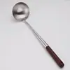 Fabricantes de origen acero inoxidable 304 alargado madera maciza espátula especial de chef cuchara de sopa espátula de cocina aislamiento térmico cocina doméstica