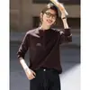 Camiseta Feminina Meia-Cardigã Botão Gola Redonda Costurada Design Inverno 2025 Veludo Gengibre Quente e Aconchegante
