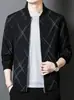 Nueva chaqueta para hombre, casual, estampada, versátil, de otoño, lujo ligero, moderna, a la moda, con cuello alto cómodo