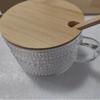 Taza de desayuno con relieve vintage, taza con asa de cuentas de girasol de Amazon, tapa de madera, cuchara, taza de avena cubierta con cuchara