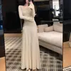 Vestido Tricô com Renda Francesa em Patchwork Decote V para Mulheres, Outono e Inverno, Cintura Marcada, Saia Plissada Evasê, Comprimento Longo