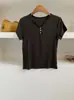 Camiseta de manga corta con botones y cuello en Y para mujer, camiseta de verano ajustada, suave y elástica, adelgazante y casual