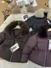 2026 Diseño estilo coreano invierno nuevo cuello de pelo cintura ceñida ajustado temperamento chaqueta corta acolchada de algodón abrigo versátil moda para mujer