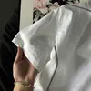 Camiseta Curta Estilo Japonês Fofa e Divertida com Estampa de Gatinho, Nicho para Mulheres, Top Casual Soltinho de Manga Curta para o Verão, Tendência