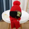 Conjunto de Dos Piezas de Gorro y Bufanda para Niños Diseño de Dinosaurio de Dibujos Animados Traje para Bebé Niño y Niña Gorro de Lana Cálido para Niños Medianos y Grandes