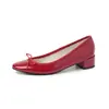 Zapatos de mujer de tacón grueso de piel de oveja, nuevos para otoño, estilo coreano de punta redonda, zapatos de mujer marrones de corte bajo, zapatos de talla grande