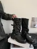 Botas de ciclismo largas de suela gruesa en color café para mujer, nuevo estilo otoño e invierno 2026, botas de caña alta apilables, botas largas ajustadas a media pantorrilla