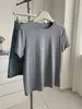 Camiseta Redonda de Manga Curta com Bordado de Bolinhas Suave e Amigável à Pele para Mulheres, Elástica e Versátil, Emagrecedora, Top de Algodão Verde Retrô com Flocos de Neve para o Verão