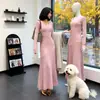 Vestido Tricô Suéter Gola V Elegante e Sexy Estilo Retro Coreano Hong Kong para Mulheres, Roupa de Primavera com Design Acinturado, Vestido Longo