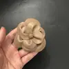 Nuevo Broche de Flor de Camelia Pequeña Fragante de Tela PU de 7.8 cm para Ropa o Cabello con Broche de Alta Gama