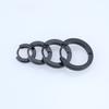 Moda Europea y Americana Acero Inoxidable Titanio Aretes Clásicos Curvados Pequeño Círculo Doble Cara Puños para la Oreja Versátiles Clips para la Oreja Aretes Redondos