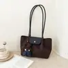 Bolso de gamuza para mujer, gran capacidad, nuevo bolso de hombro casual otoño/invierno 2026, bolso tote retro para el día a día