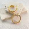 Pendientes de Aro Trenzados Irregulares de Metal Exagerados Retro Franceses Pendientes de Diseño Elegante Simple Único