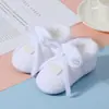 Ventas directas desde el fabricante de origen: Zapatos de invierno de algodón para bebés de 3 a 12 meses, para niños y niñas, zapatos de terciopelo para bebé con accesorios de lazo