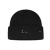 Chapéu de Lã com Bordado de Letras Estilo Hong Kong para Mulheres, Gorro Quente Estilo Japonês para Outono e Inverno, Chapéu de Tricô, Chapéu para Clima Frio, Chapéu de Puxar