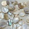 Disco de Fritillary blanco natural concha pulida brillante anillo delgado redondo superficie concha de mariposa blanca piedra desnuda accesorios para joyería DIY