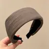 2026 Nuevo Estilo Diadema de Mujer Plisada de Ala Ancha Sensación de Alta Gama Cubre la Parte Superior del Cráneo Hace que la Cara se Vea Más Pequeña Cubre la Raya del Cabello Pinza para el Cabello Accesorio para el Cabello