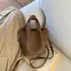 Bolsos Retro de Nicho para Mujer 2026 Nueva Moda Bolso de Mano de Alto Valor para el Trabajo Bolso Cruzado tipo Cubo
