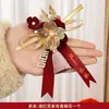 Corsage de Casamento para Noivos Conjunto Completo para a Família Conjunto de Lapela para Pais Coleção de Broches de Casamento Flor Flores para Preparação do Casamento