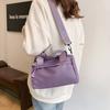 2024 Invierno Nuevo Estilo Estilo Fresco Bolso de Mano Sencillo a la Moda para Mujeres Hermoso Casual Distintivo de Hombro Cruzado Pequeño Bolso Cuadrado