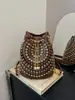 Bolso de cadena con adornos de diamantes estilo punk de moda transfronterizo, nuevo modelo 2026, bolso de hombro único con remaches texturizados, bolso cruzado tipo cubo