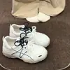 Zapatillas deportivas de entrenamiento casual para mujer 2026, nuevas de otoño, alemanas, con 5 cm de aumento de altura interior, suela gruesa, blancas, de caña alta.