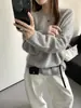 Elegante suéter de punto casual versátil para mujer, color sólido, cachemir, cuello redondo, manga larga, 26 otoño, nuevo top estilo coreano