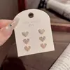 Dulce y Conmovedor Conjunto de Tres Piezas de Pendientes, Accesorios para Orejas de Lujo Ligero de Nicho, Pequeños y Delicados, Estilo Suave, Sensación de Alta Gama, Pendientes Exquisitos