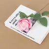 Pequeña Rosa de Terciopelo Día de San Valentín Chino Boda Flor Artificial Decoración Hogar Hotel Arreglo Floral Fabricante Flor Artificial Mayorista