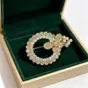 Nuevo broche de flor circular con pedrería iridiscente, pin para traje y abrigo, accesorio de vestido de lujo ligero, corsage brillante y elegante