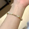 Pulsera de Perlas Irregulares Francesas Pulsera para Mujer Nicho Lujo Ligero Exquisita Moda Oro Media Pulsera Accesorios de Pulsera