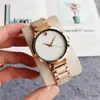 2020 nuevo AliExpress comercio exterior popular marca de amor moda reloj de cuarzo para mujer ventas directas de fábrica