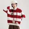 Fábrica de Origen Sudadera con Capucha Rayada de Terciopelo Floral para Mujer Nueva de Invierno Estilo Coreano Suelta Perezosa de Punto