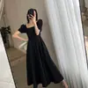 Vestido Negro Pequeño Estilo Hepburn para Mujer 2026 Primavera y Otoño Nuevo Vintage Cuello en V Largo Por Encima de la Rodilla Negro Elegante Vestido Falda Larga