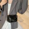 Bolsa Pequena de Textura de Alta Qualidade Feminina 2025 Nova Moda Versátil Bolsa Transversal Quadrada Pequena Bolsa Alça de Corrente Portátil Tipo Almofada
