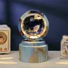 Bola de Cristal Transfronteiriça Base Giratória com Textura de Madeira Luminária Noturna Brilhante Lâmpada do Céu Estrelado 3D Decoração de Mesa Presente Criativo de Feriado